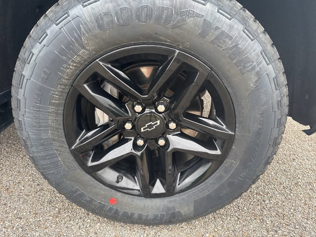 Used 2020 Chevrolet Silverado 1500 LT Trail Boss AWD/4WD image 13