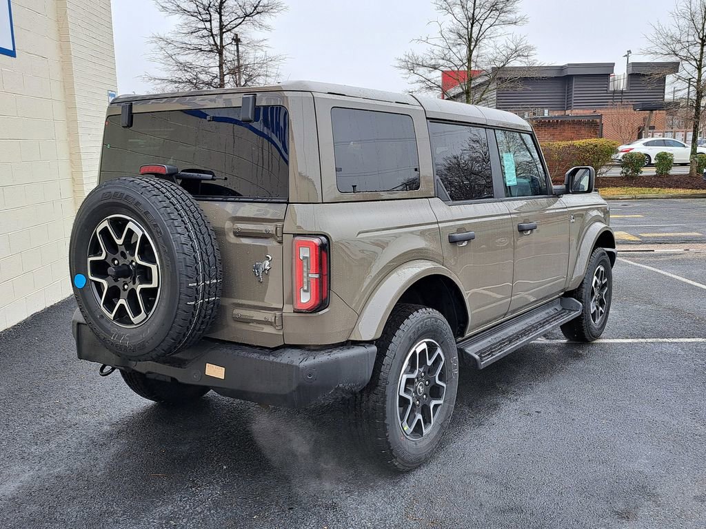 New 2026 Ford Bronco Outer Banks AWD/4WD image 4