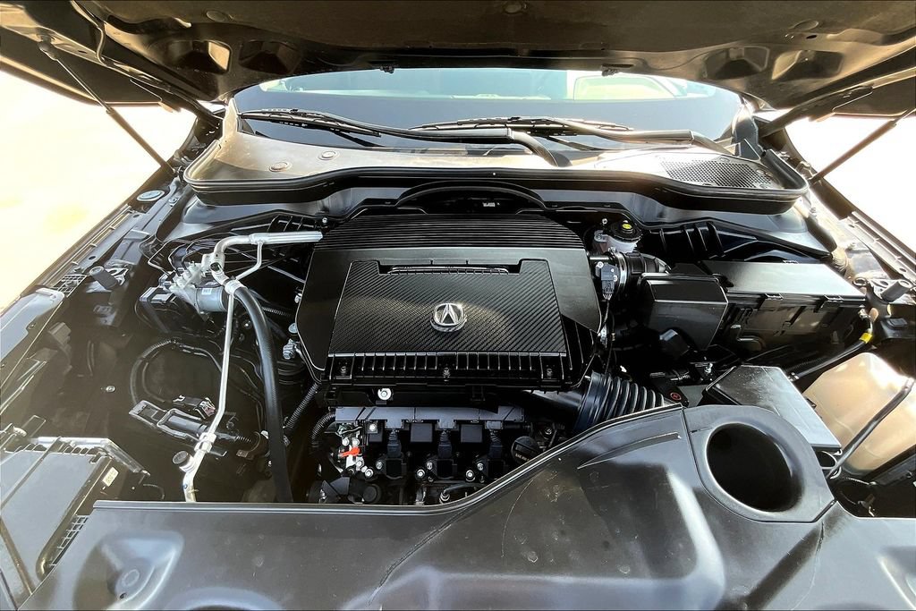 Used 2024 Acura MDX SH-AWD w/ Technology Package image 12