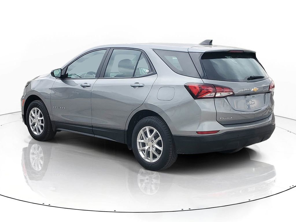 Certified 2023 Chevrolet Equinox LS AWD/4WD image 3