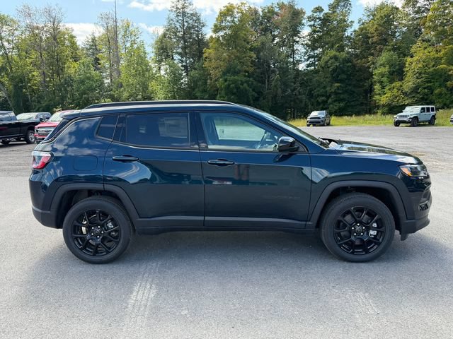 New 2026 Jeep Compass Latitude AWD/4WD image 6