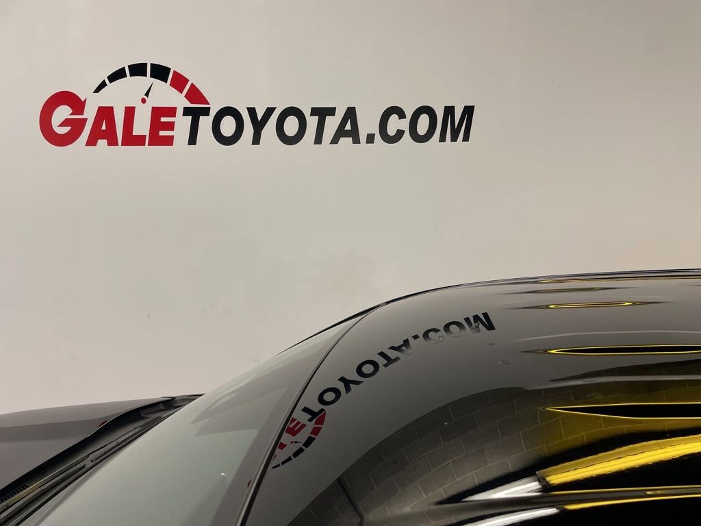 Used 2023 Toyota RAV4 LE image 8