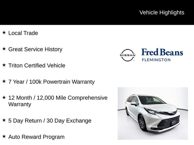 Used 2022 Toyota Sienna XLE w/ XLE Plus Package FWD image 6