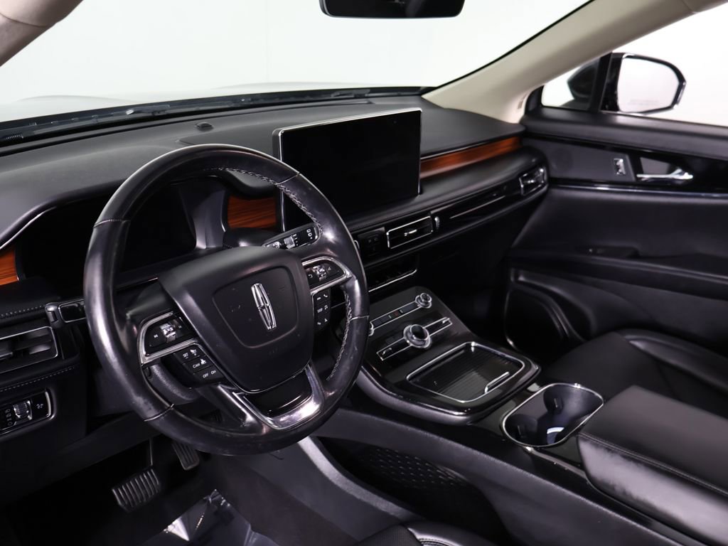 Used 2023 Lincoln Nautilus Reserve AWD/4WD image 28