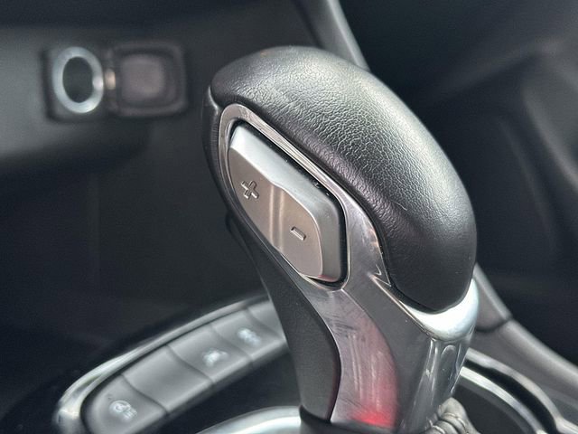 Used 2024 Buick Encore GX Sport Touring image 37