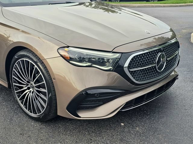 New 2027 Mercedes-Benz E 450 4MATIC Sedan image 2