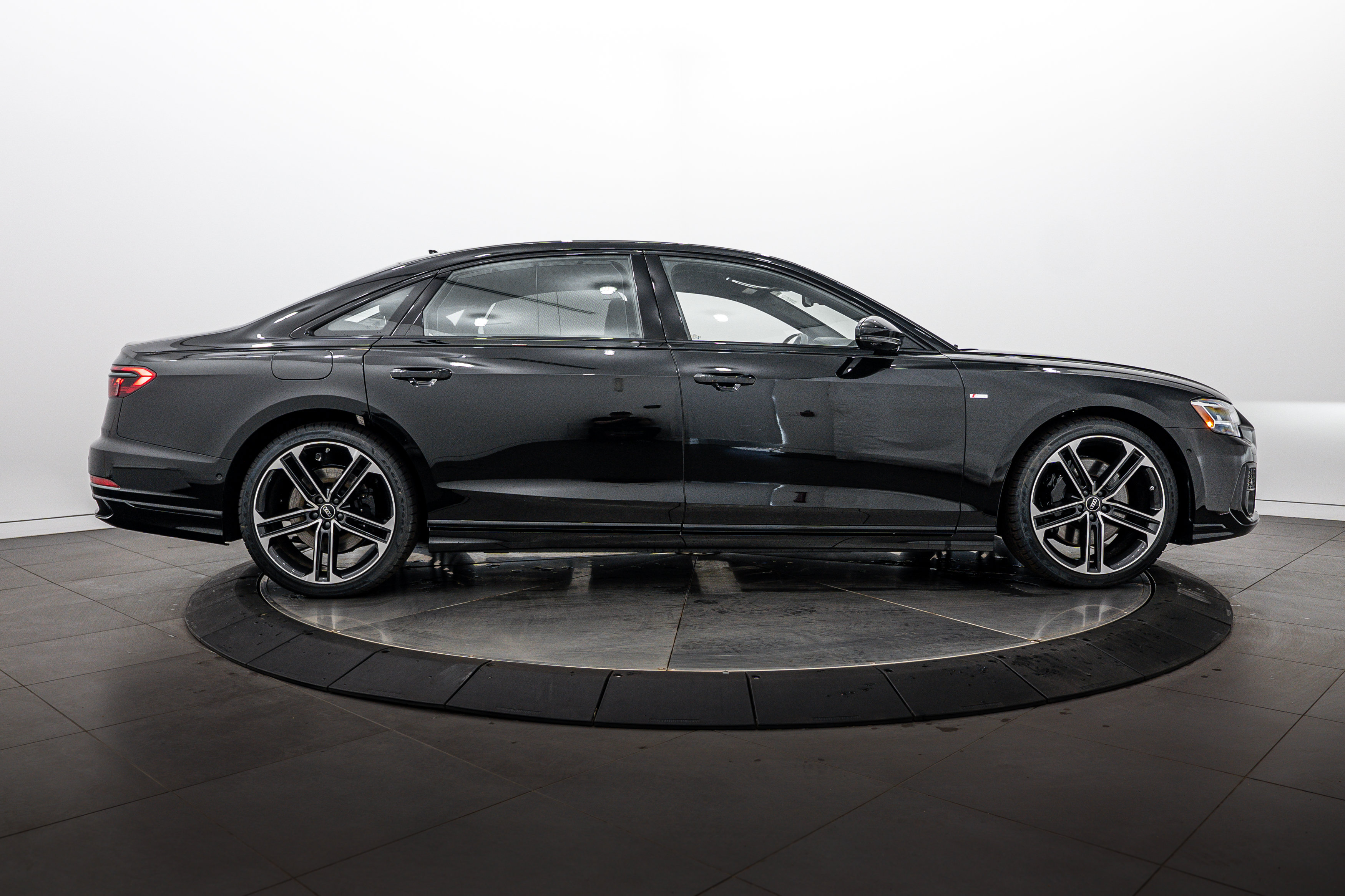 New 2026 Audi A8 L 3.0T AWD/4WD image 3