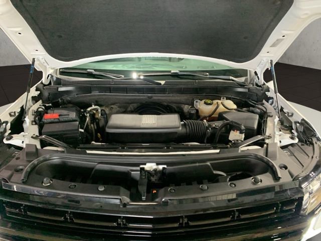 Used 2024 Chevrolet Suburban RST w/ Luxury Package AWD/4WD image 30