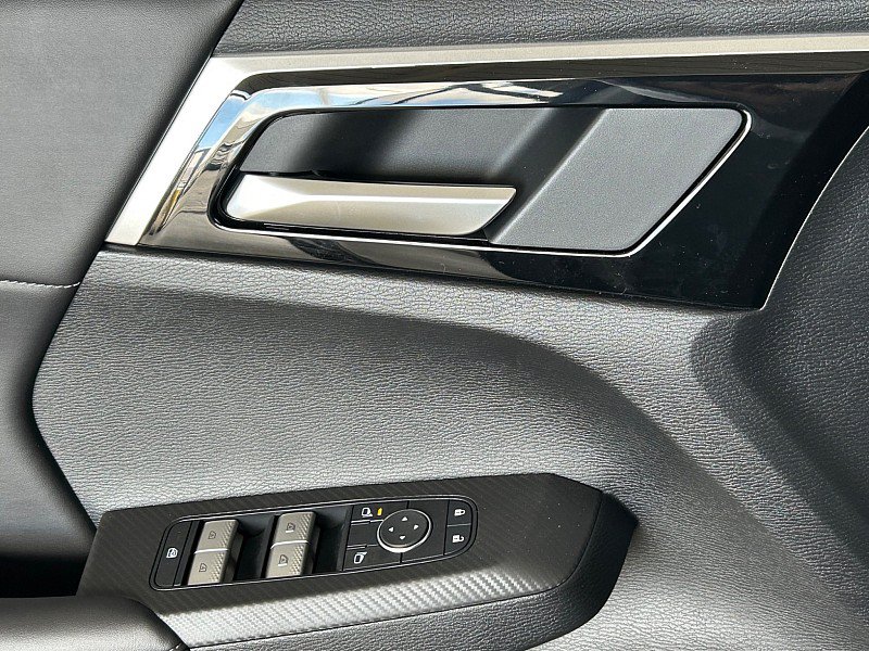 New 2026 Mitsubishi Outlander LE FWD image 27