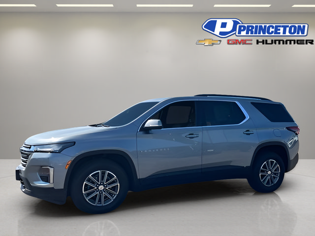 Used 2023 Chevrolet Traverse LT w/ LPO, Cargo Package AWD/4WD image 4
