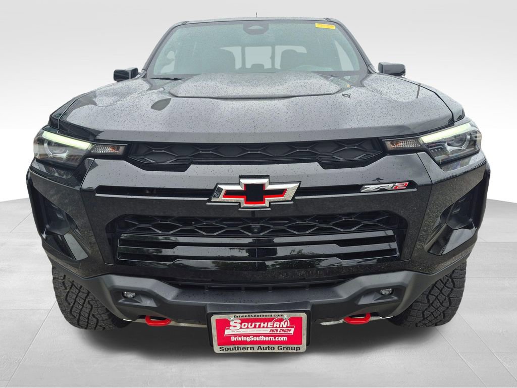 Used 2024 Chevrolet Colorado ZR2 w/ Technology Package AWD/4WD image 8