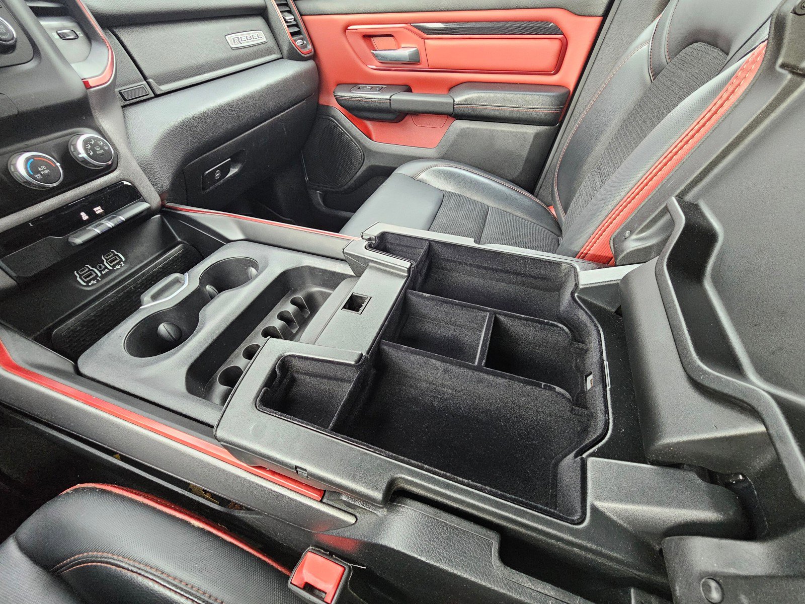 Used 2019 RAM 1500 Rebel image 39