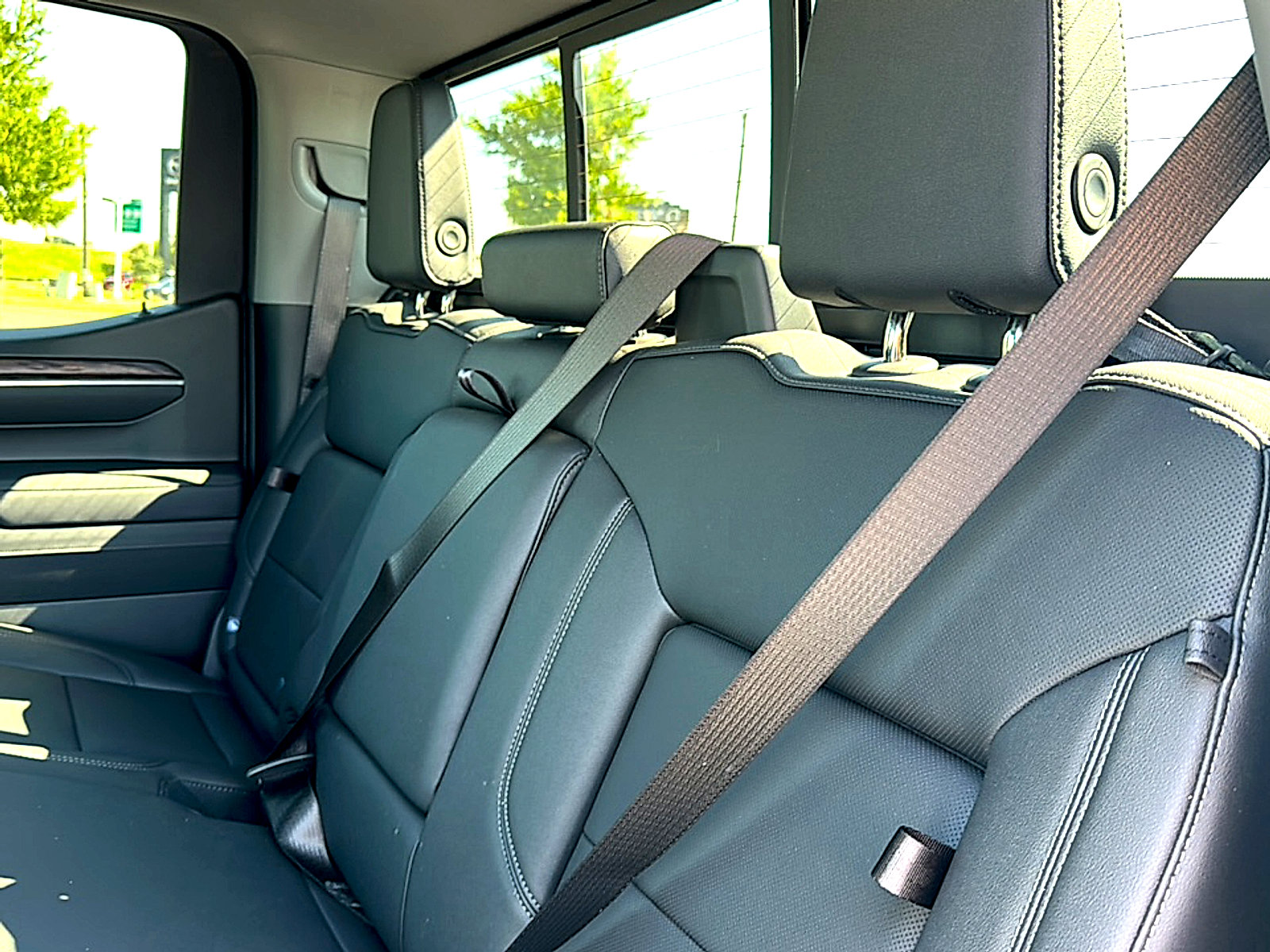Used 2026 GMC Sierra 1500 SLT AWD/4WD image 20