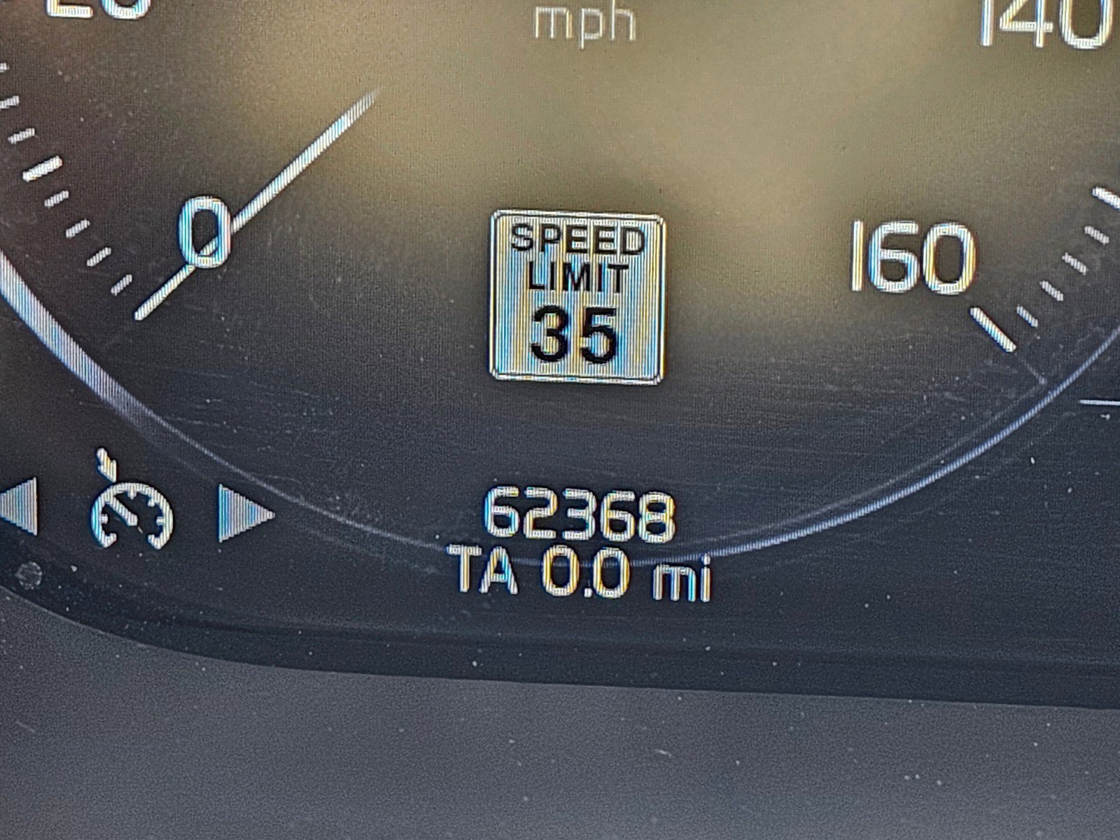 Used 2020 Volvo XC60 T6 Momentum image 33