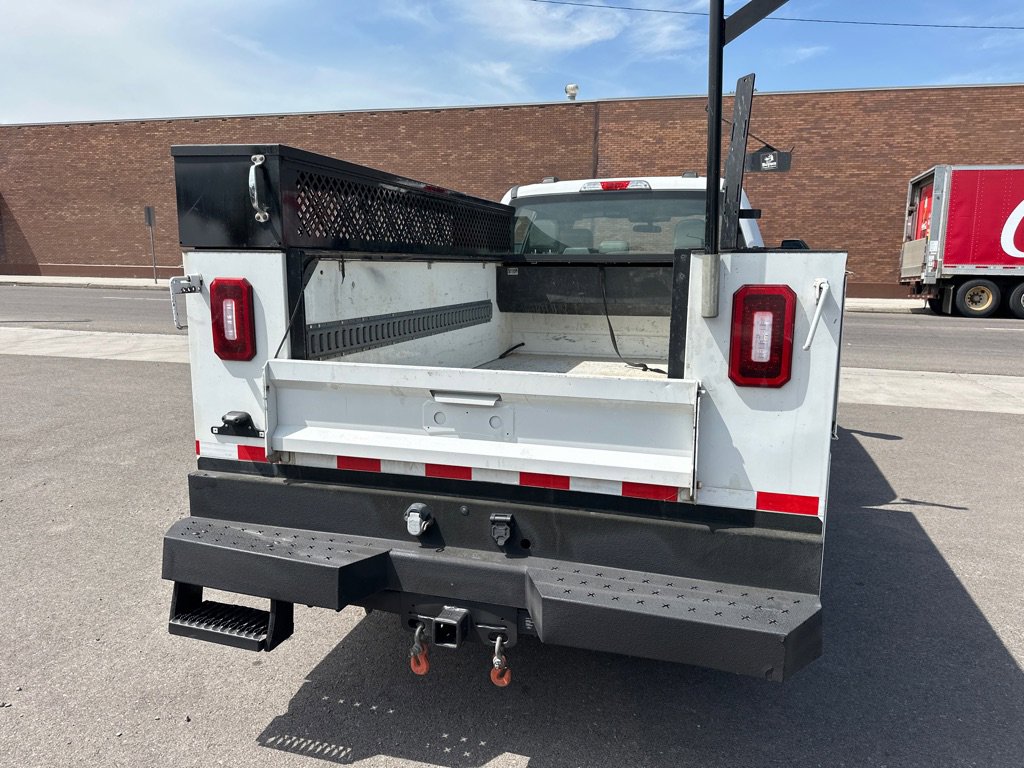 Used 2020 Ford F250 XL w/ Power Equipment Group image 4