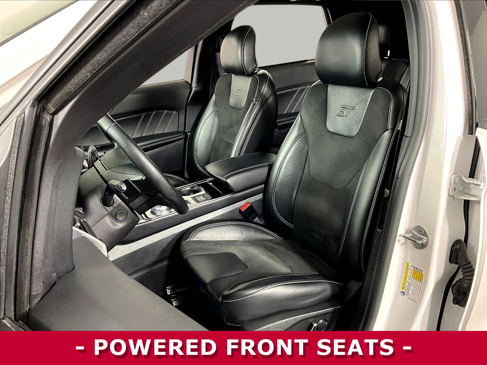 Used 2019 Ford Edge ST w/ Equipment Group 401A AWD/4WD image 21