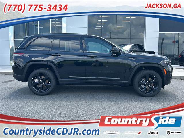 New 2025 Jeep Grand Cherokee Laredo