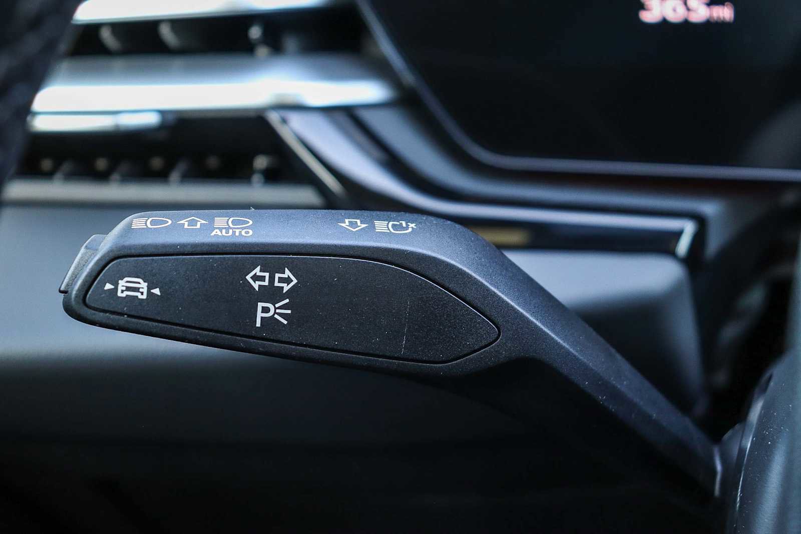 Used 2025 Audi A5 2.0T Premium image 29