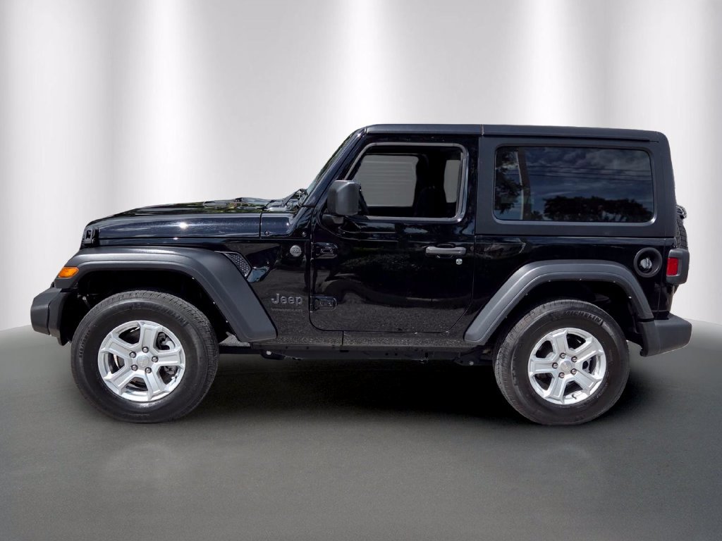 Used 2022 Jeep Wrangler Sport AWD/4WD image 6
