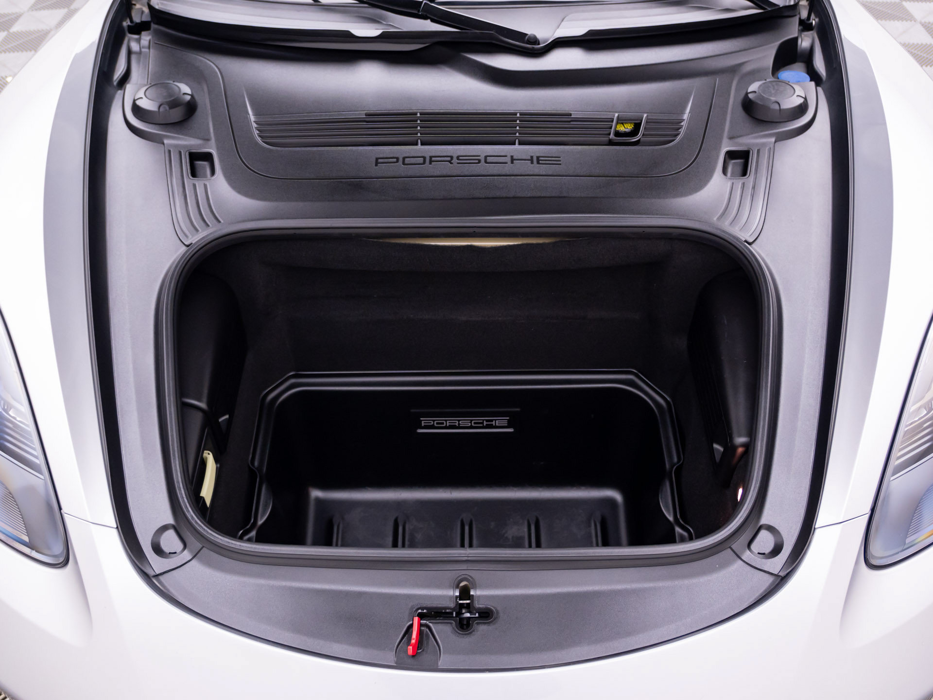 Used 2019 Porsche 718 Boxster GTS RWD image 30