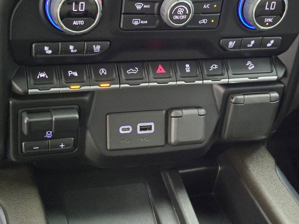 Used 2022 Chevrolet Silverado 1500 LTZ w/ Safety Package II image 33