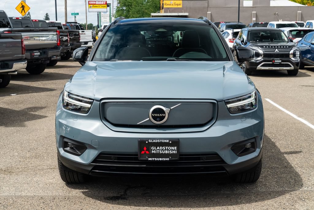 Used 2021 Volvo XC40 P8 Recharge w/ Advanced Package AWD/4WD image 2