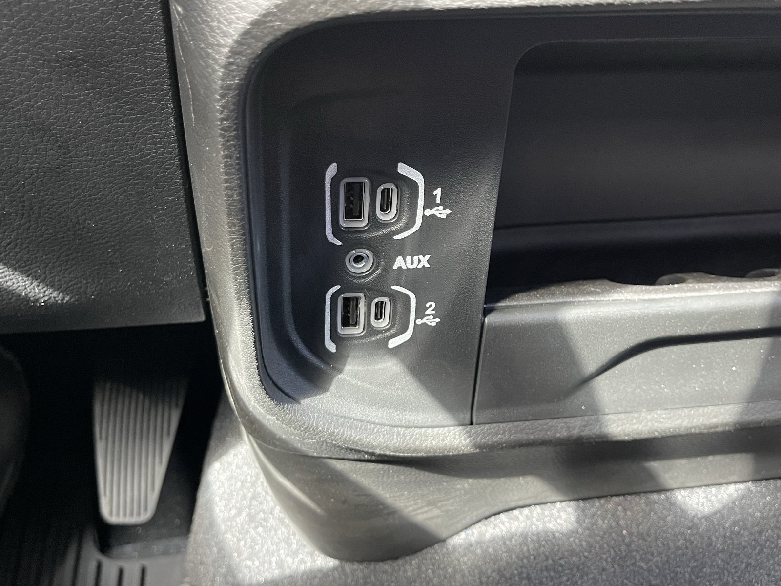 New 2026 RAM 3500 Tradesman AWD/4WD image 29