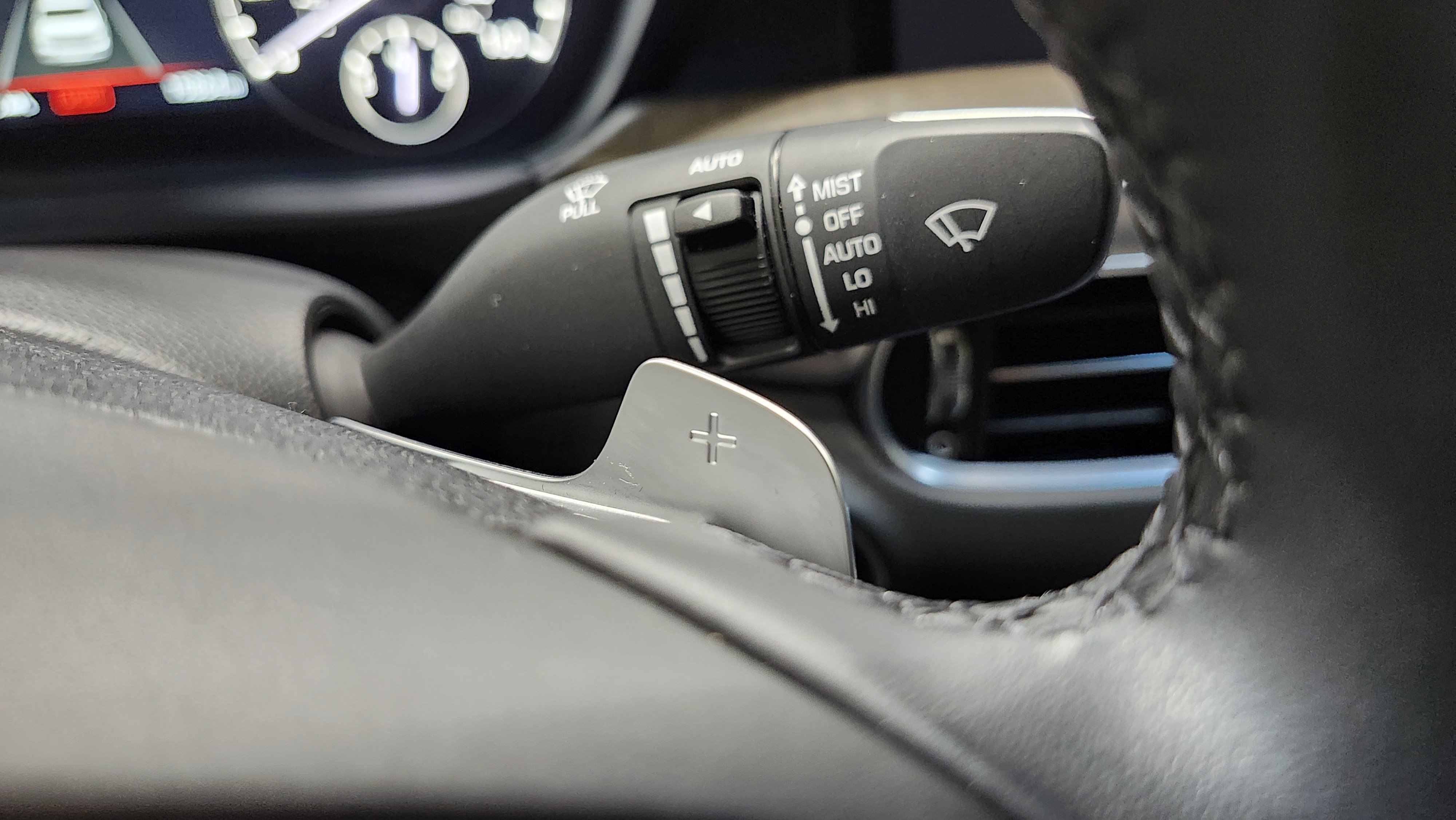 Used 2021 Genesis G90 3.3T Premium image 13