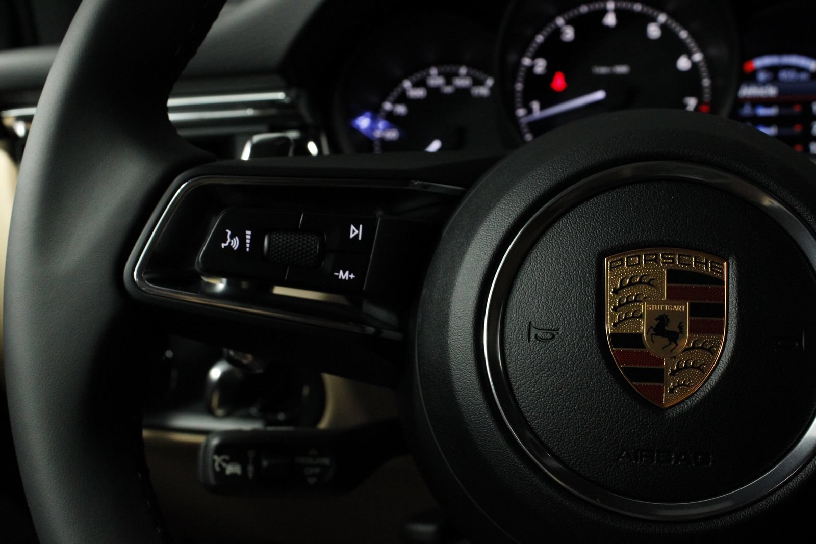 New 2026 Porsche Macan AWD/4WD image 21