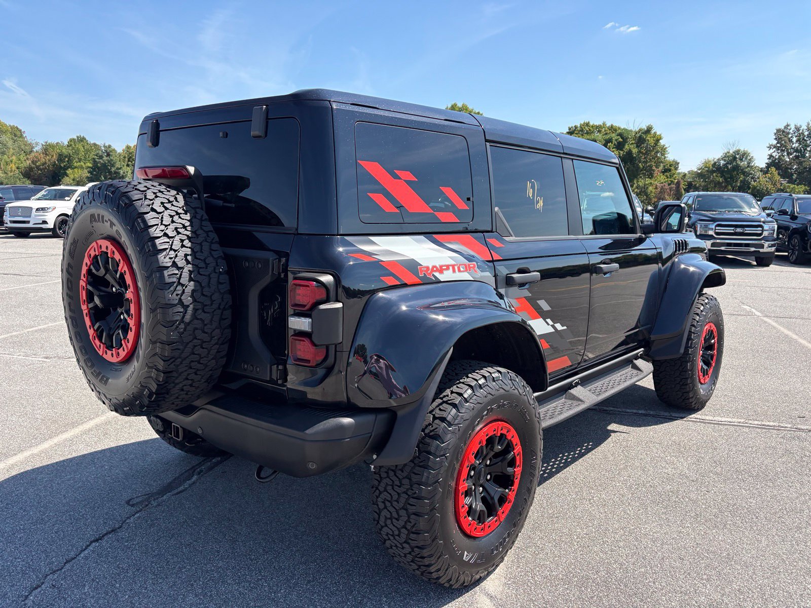 Used 2024 Ford Bronco Raptor AWD/4WD image 5