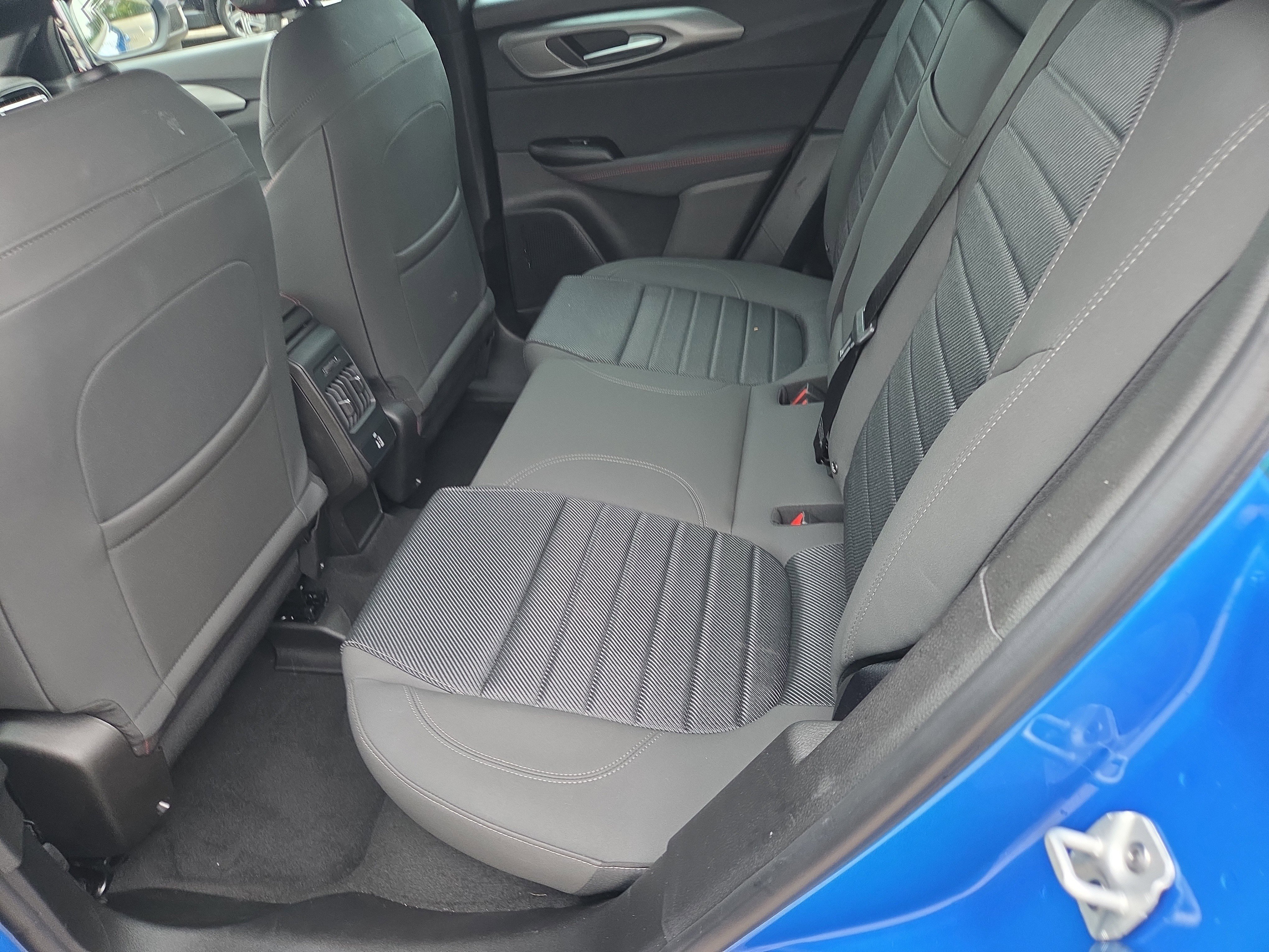 Used 2025 Dodge Hornet GT image 7