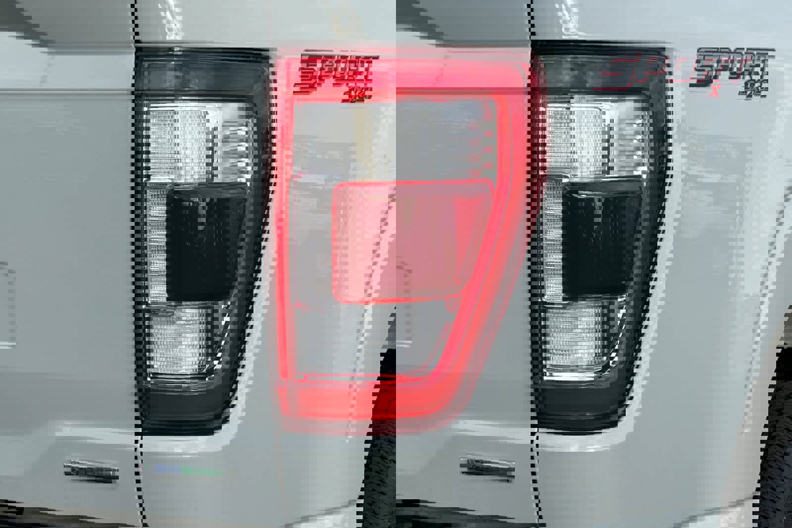 Certified 2023 Ford F150 Lariat w/ Equipment Group 502A High image 27