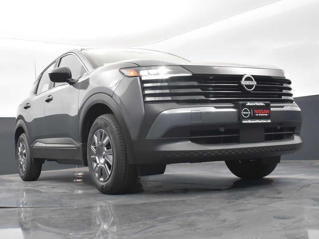 Used 2025 Nissan Kicks S image 35