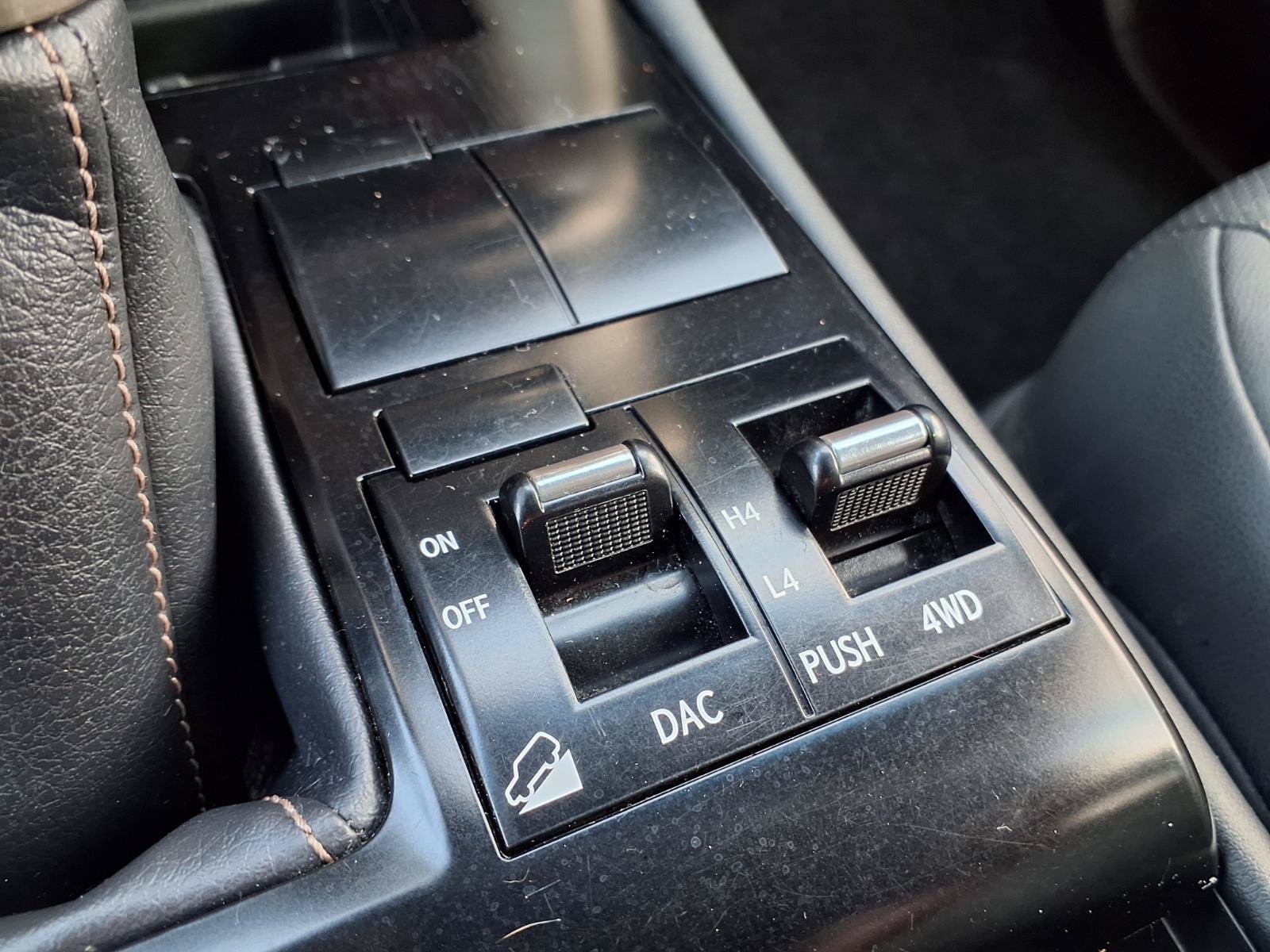 Used 2021 Lexus GX 460 Premium w/ Premium Package AWD/4WD image 13