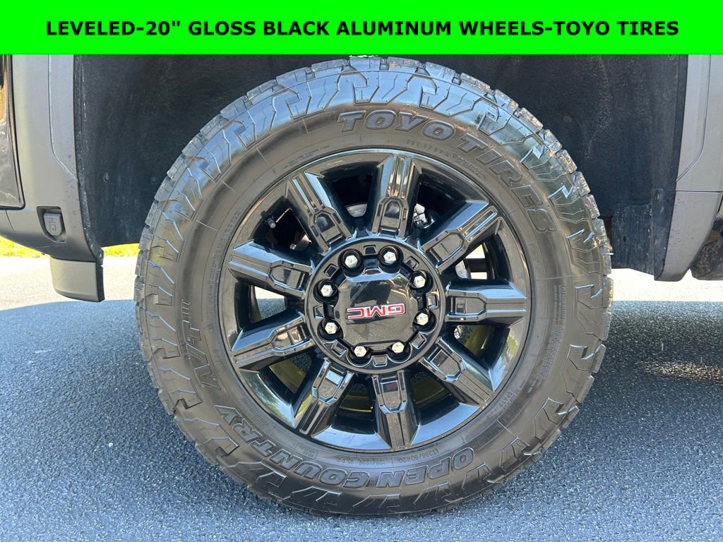 Used 2024 GMC Sierra 2500 AT4 w/ AT4 Premium Plus Package AWD/4WD image 2