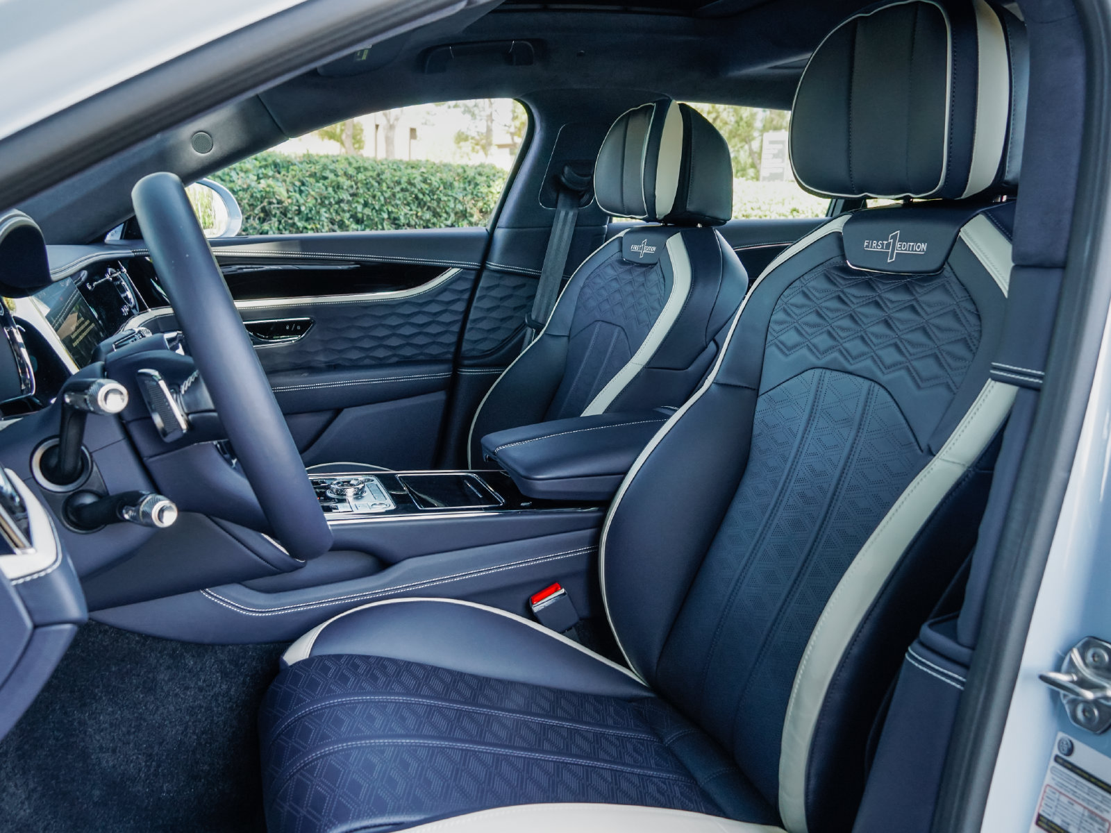 New 2025 Bentley Flying Spur Plug-In Hybrid AWD/4WD image 22