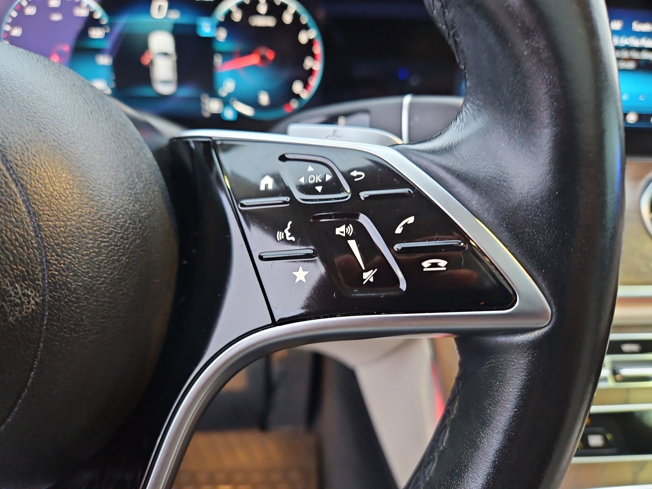 Used 2022 Mercedes-Benz E 350 4MATIC Sedan image 21