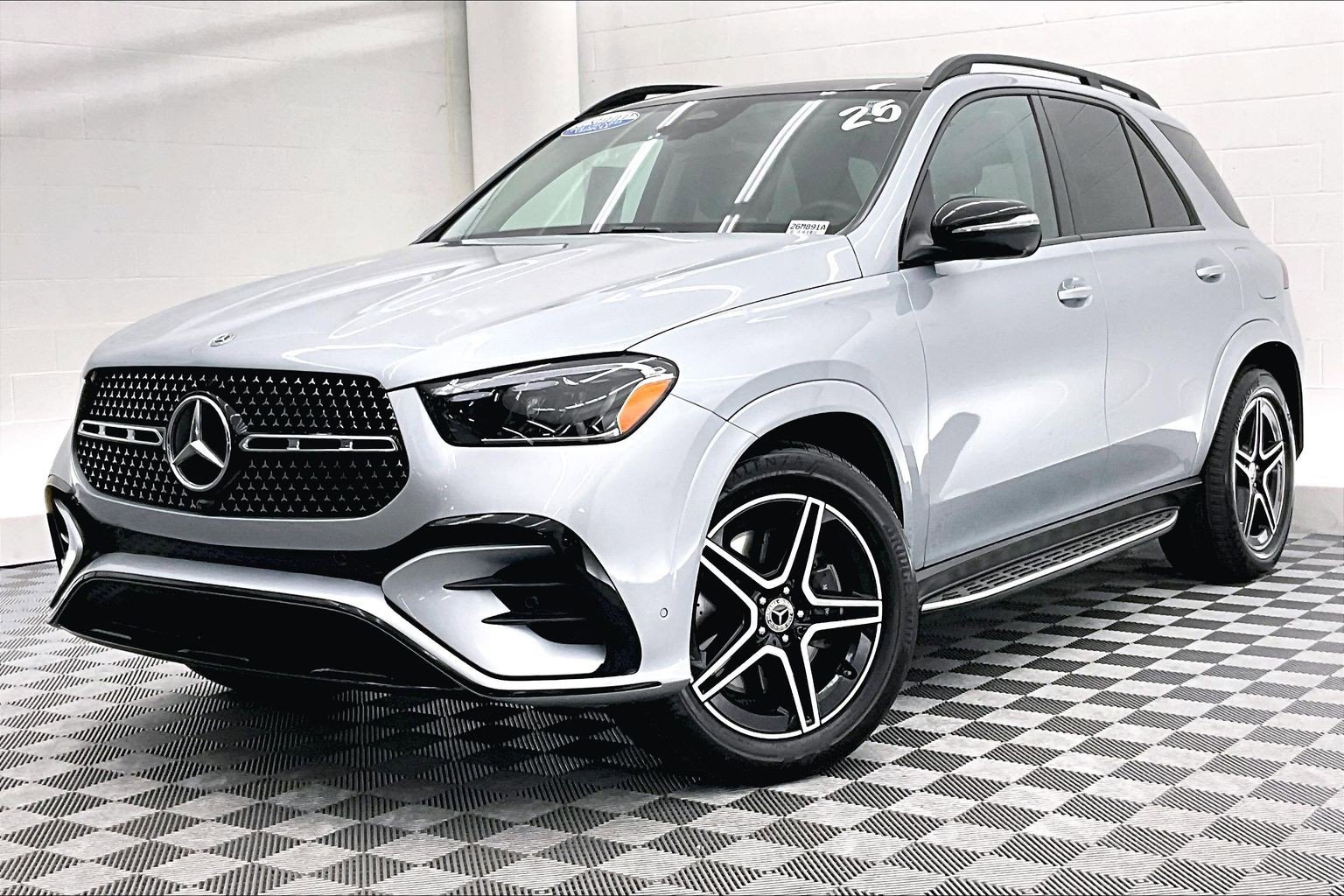 Certified 2025 Mercedes-Benz GLE 450e 4MATIC image 12