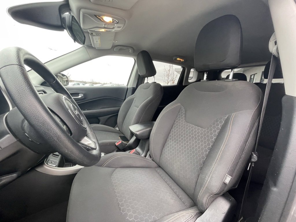 Used 2018 Jeep Compass Sport image 19