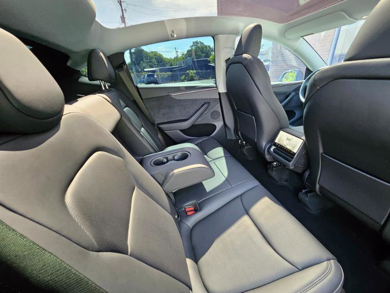Used 2026 Tesla Model Y AWD image 76