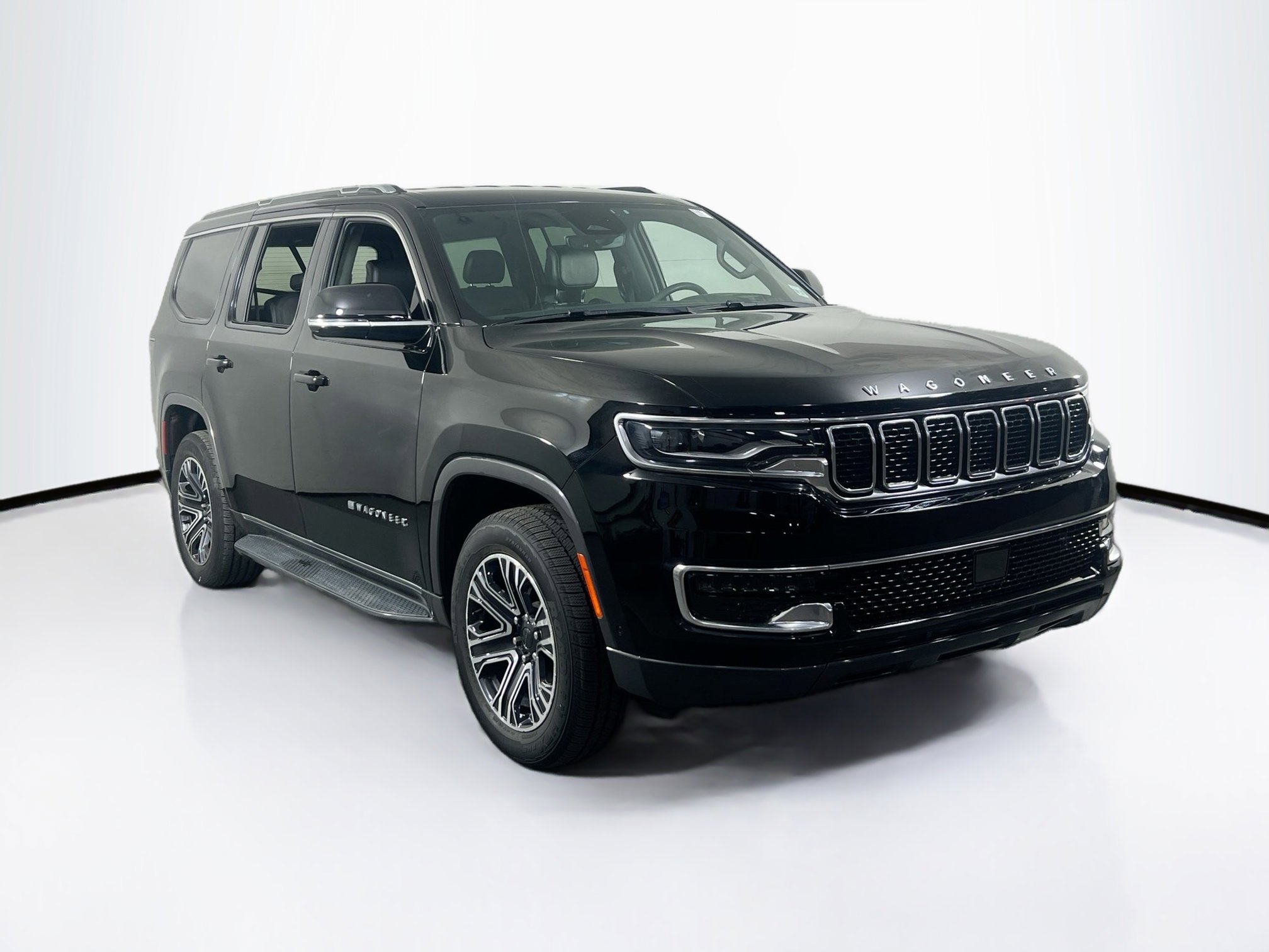 Used 2022 Jeep Wagoneer Series III w/ Rear Seat Video Group 1 image 3