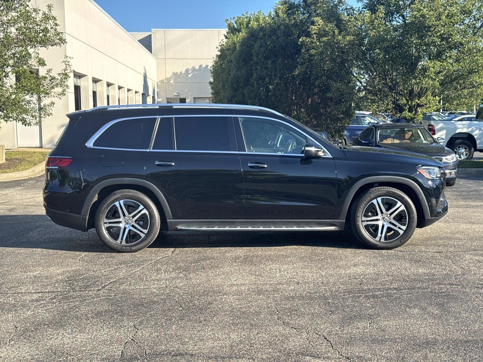 Used 2022 Mercedes-Benz GLS 450 4MATIC image 4
