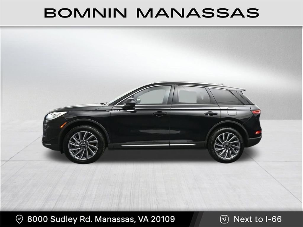 Used 2023 Lincoln Corsair Reserve AWD/4WD image 2