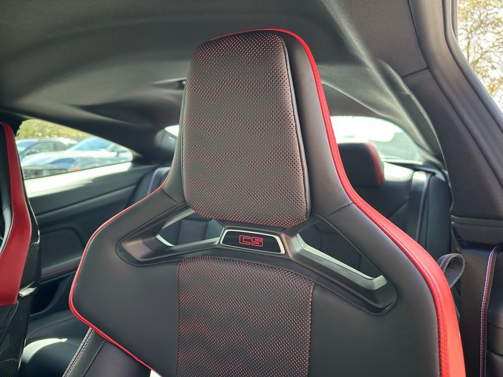 Used 2025 BMW M4 CS image 25