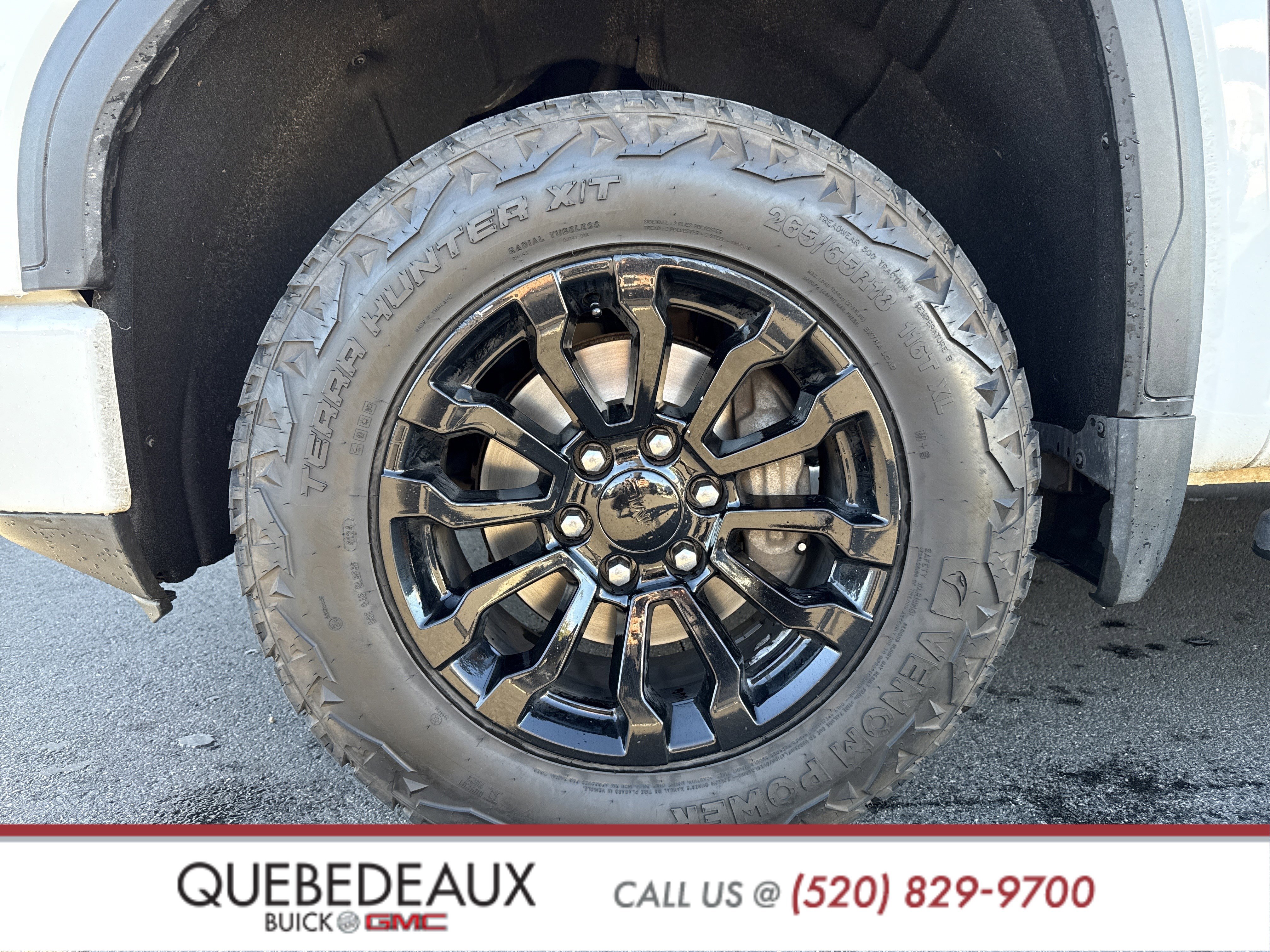 Used 2019 GMC Sierra 1500 AT4 w/ AT4 Premium Package image 5