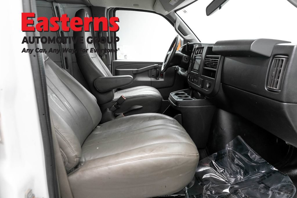 Used 2019 Chevrolet Express 2500 Extended RWD image 20