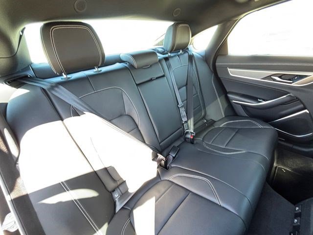 New 2024 Jaguar XF R-Dynamic SE AWD/4WD image 19