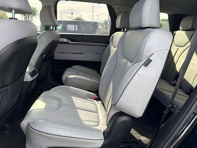 Used 2023 Hyundai Palisade SEL w/ Premium Package AWD/4WD image 5
