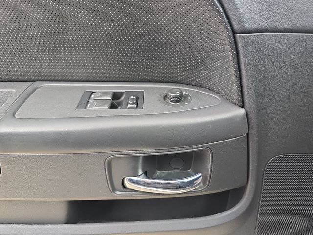 Used 2013 Dodge Challenger SXT Plus RWD image 27