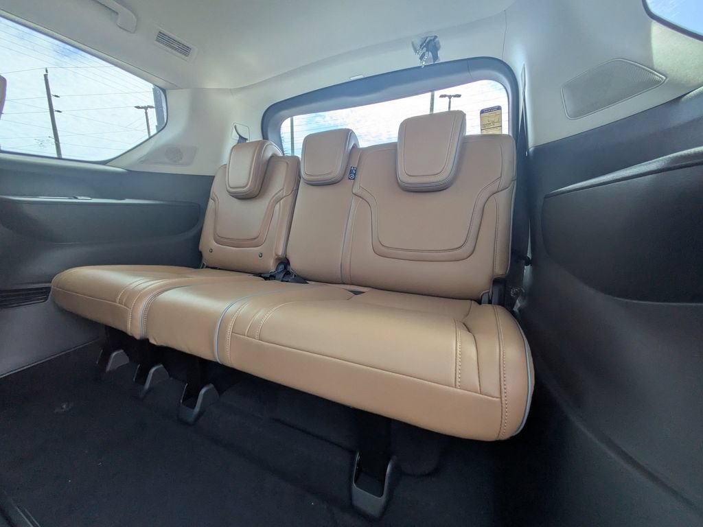 New 2026 INFINITI QX80 Luxe w/ Cargo Package RWD image 14